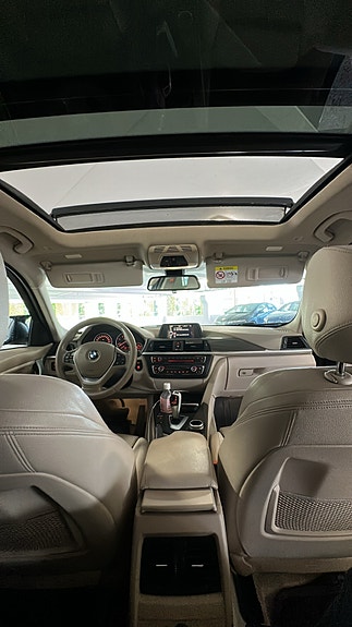 BMW 320d 14 of 21