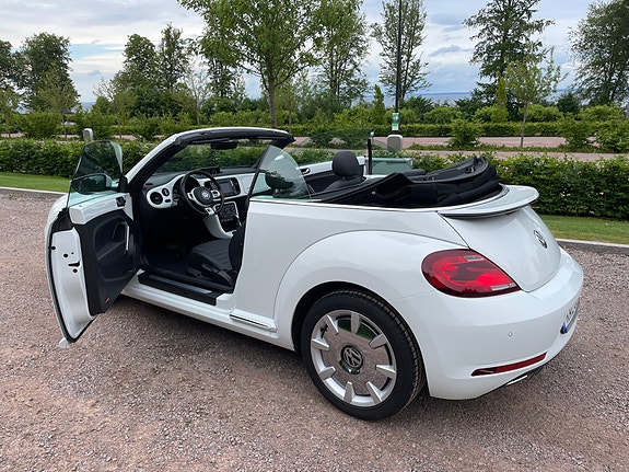 Volkswagen Beetle 3 of 11