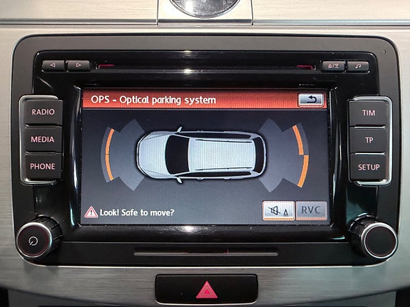 Volkswagen Passat Alltrack 20 of 22