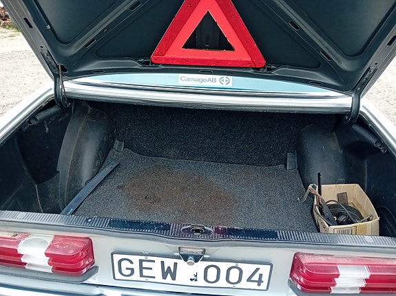 Mercedes-Benz 200 5 of 5