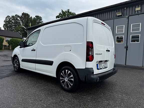 Peugeot Partner 3 of 5