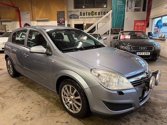 Opel Astra 3 of 5