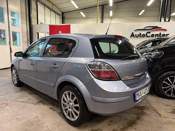 Opel Astra 5 of 5
