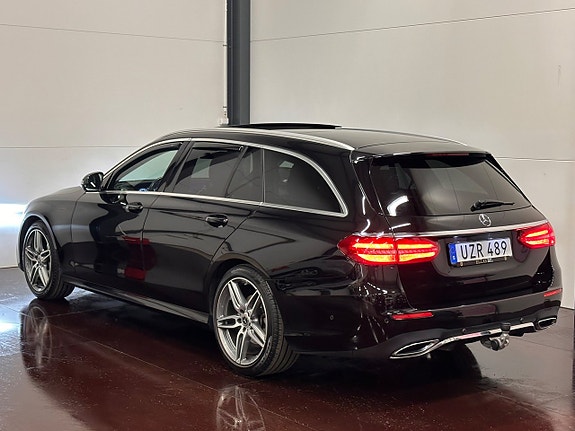 Mercedes-Benz E220 5 of 30