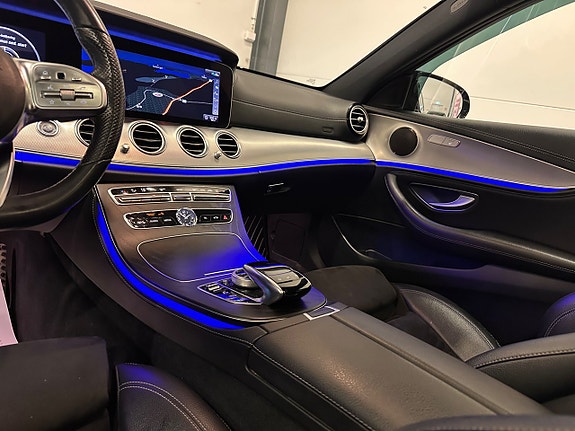 Mercedes-Benz E220 20 of 30