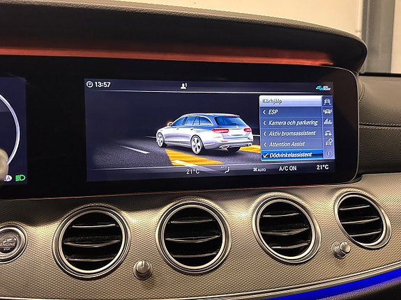 Mercedes-Benz E220 29 of 30