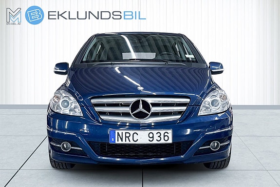 Mercedes-Benz B180 8 of 18