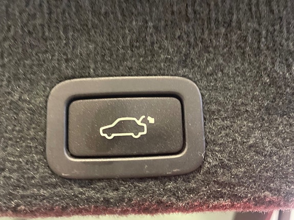Volvo XC60 9 of 26