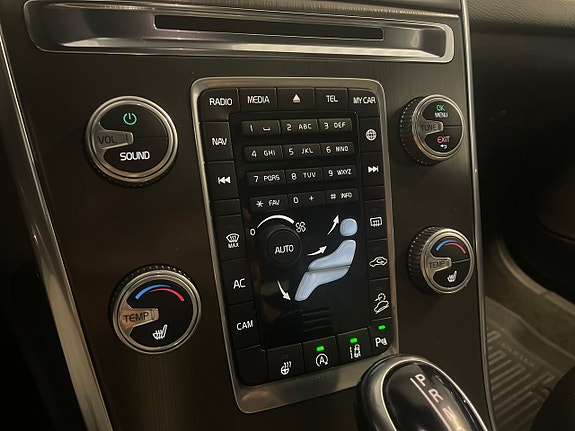 Volvo XC60 19 of 26