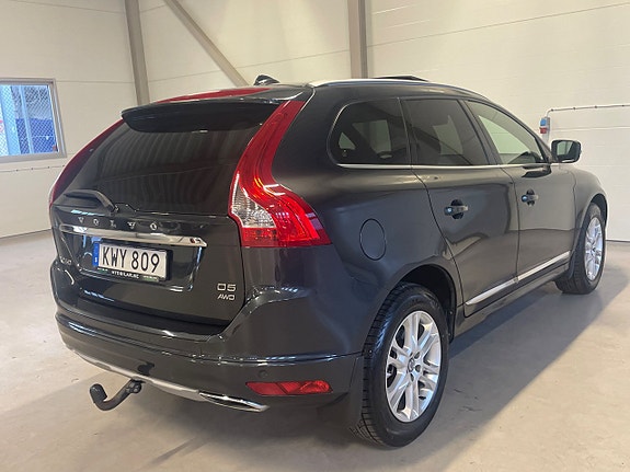 Volvo XC60 6 of 26