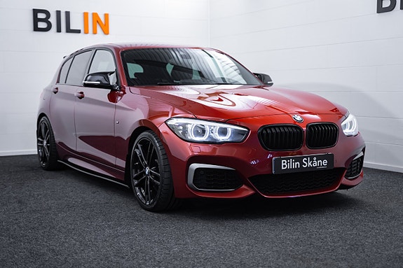 BMW M140i 2 of 5