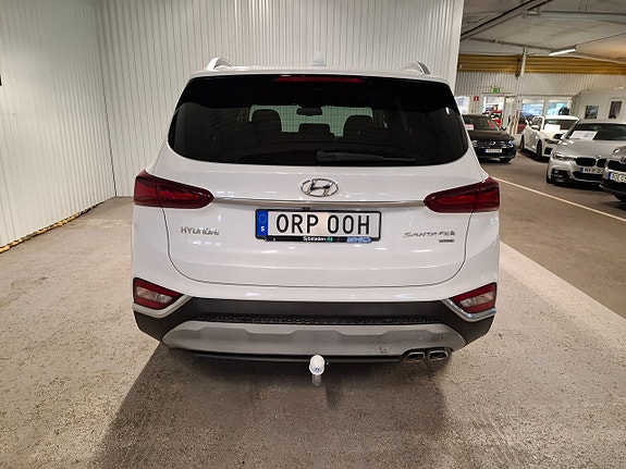 Hyundai Santa Fe 5 of 5