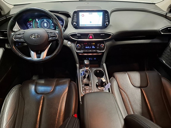 Hyundai Santa Fe 10 of 14