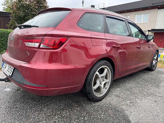 Seat Leon 2 of 9