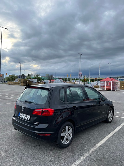Volkswagen Golf Sportsvan 7 of 8