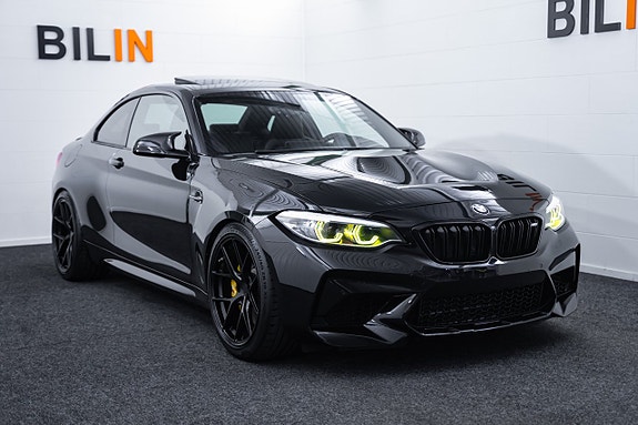 BMW M2 2 of 5