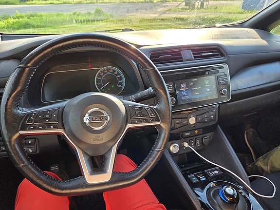 Nissan Leaf 5 of 5