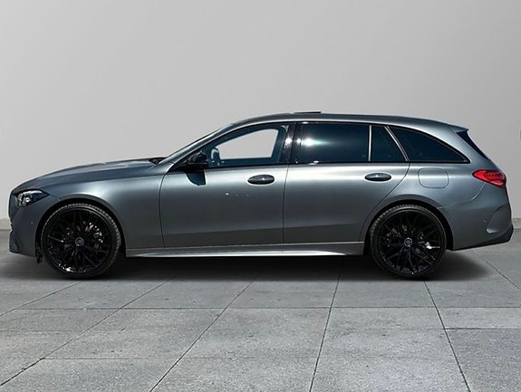 Mercedes-Benz C300 8 of 27
