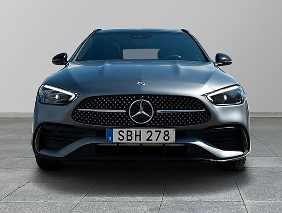 Mercedes-Benz C300 6 of 27