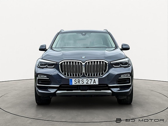 BMW X5 4 of 5