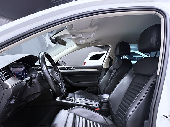 Volkswagen Passat 5 of 5