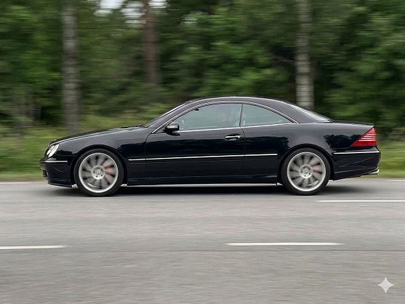 Mercedes-Benz CL500 3 of 4
