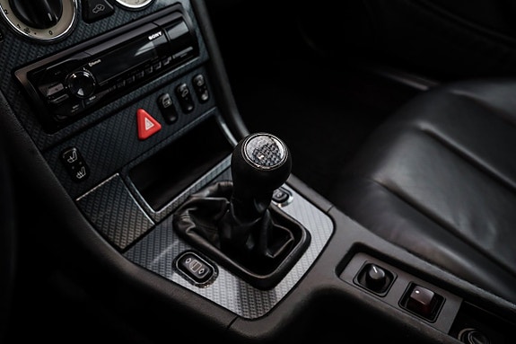 Mercedes-Benz SLK200 18 of 24