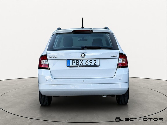 Skoda Fabia 5 of 5