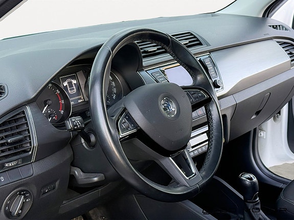 Skoda Fabia 10 of 17
