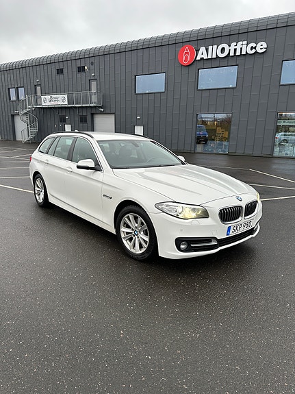 BMW 520d 2 of 5