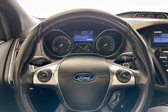 Ford Focus 13 of 18
