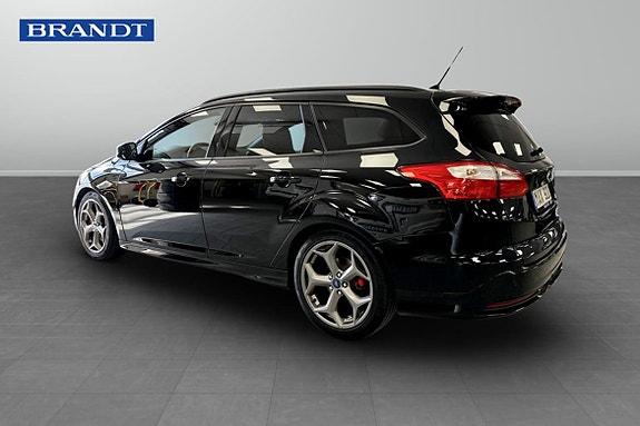 Ford Focus 4 of 18