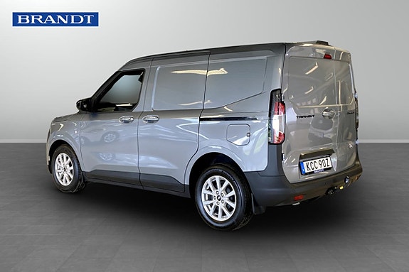 Ford Transit Courier 4 of 24