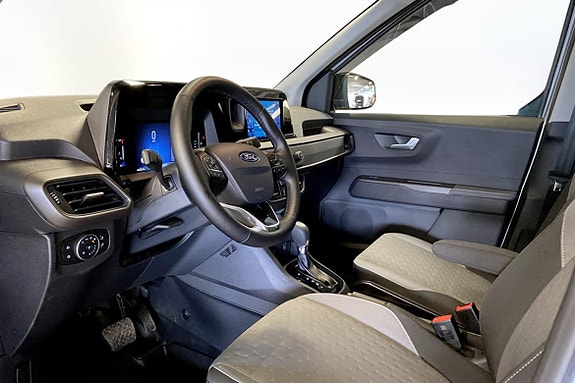 Ford Transit Courier 12 of 24