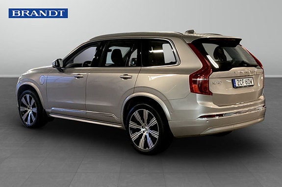 Volvo XC90 4 of 19