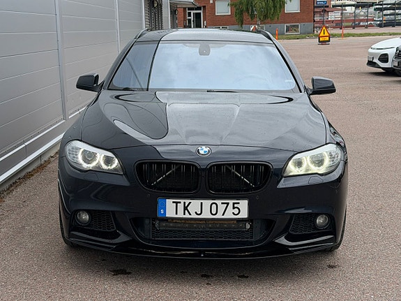 BMW 535d 2 of 5