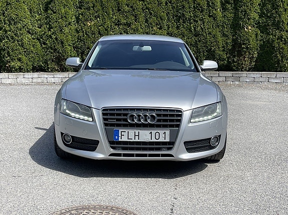 Audi A5 6 of 17