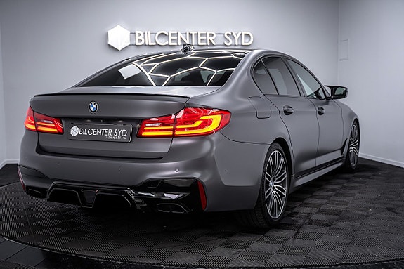 BMW 530e 8 of 27