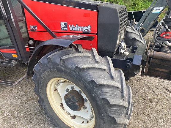 Valmet 865 med kran och Skogskärra 8 of 12