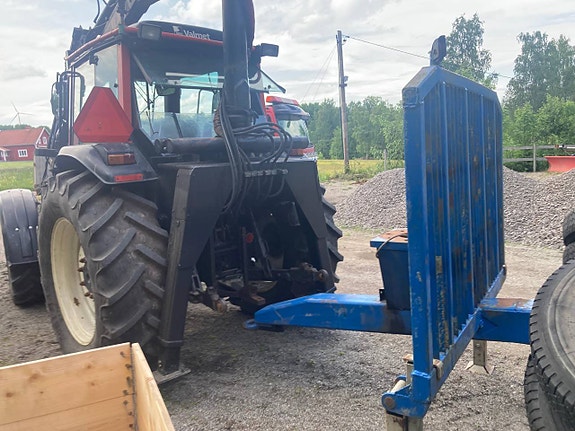 Valmet 865 med kran och Skogskärra 12 of 12