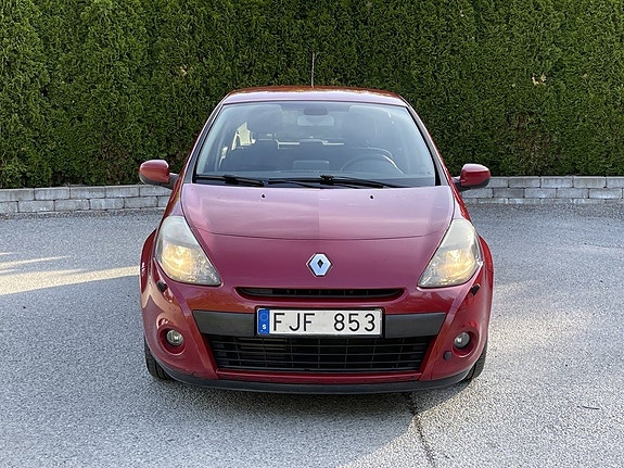 Renault Clio 6 of 19