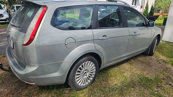 Ford Focus 4 of 5