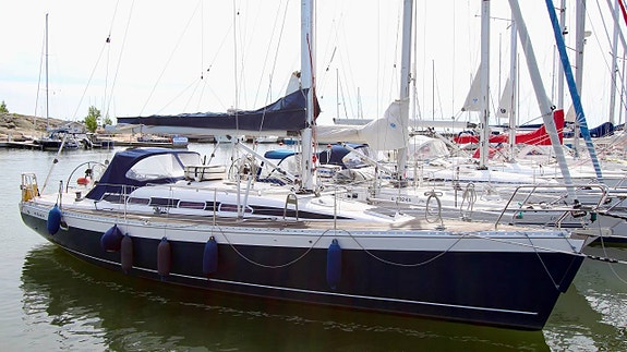 ELAN 40 — View photo 1