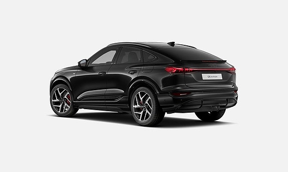 Audi Q6 e-tron 4 of 5