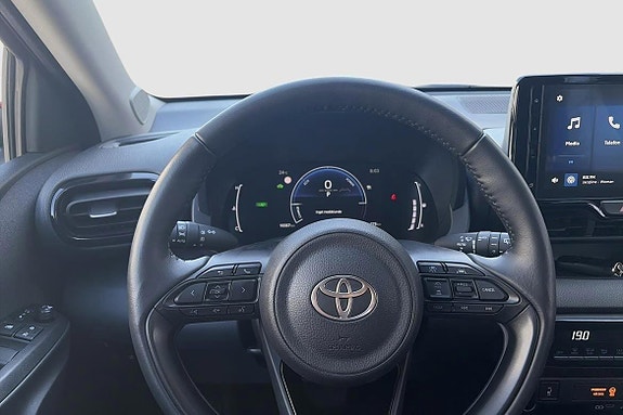 Toyota Yaris 11 of 12