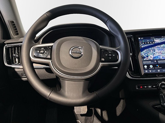Volvo V90 11 of 15