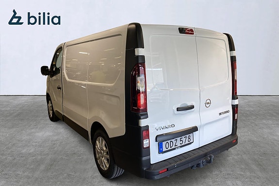 Opel Vivaro 5 of 5