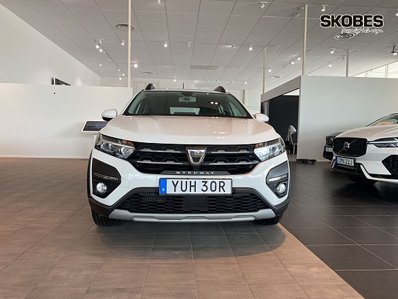Dacia Sandero Stepway 2 of 5