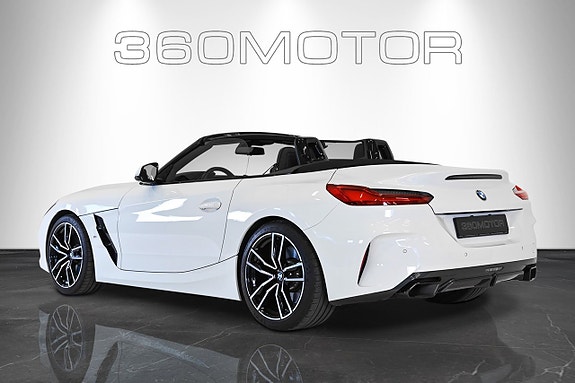 BMW Z4 3 of 5