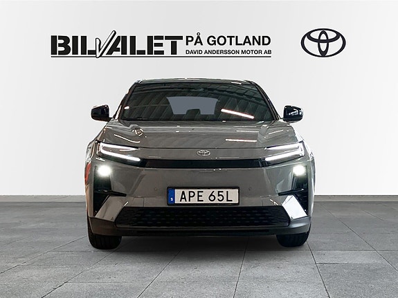 Toyota C-HR+ 5 of 5